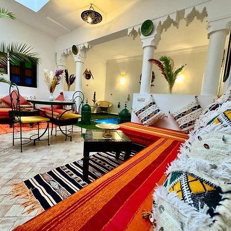 ホテル Riad Iklil マラケシュ エクステリア 写真