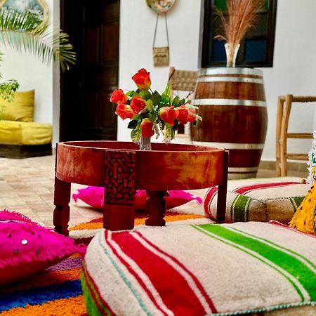 ホテル Riad Iklil マラケシュ エクステリア 写真